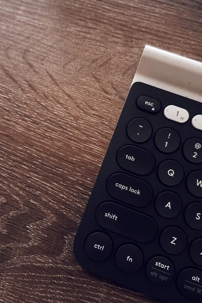 Teclado sobre la mesa